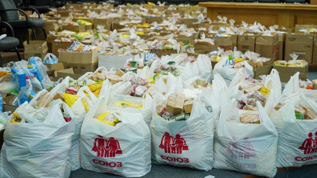 Марафон добрых дел: более 2500 семей Акмолинской области получили продуктовые корзины  
