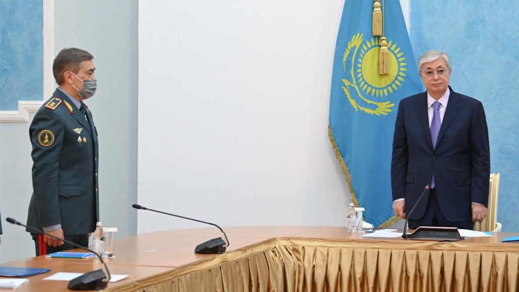 Экс-министр Ермекбаев попросил прощения у родных погибших и пострадавших при взрывах