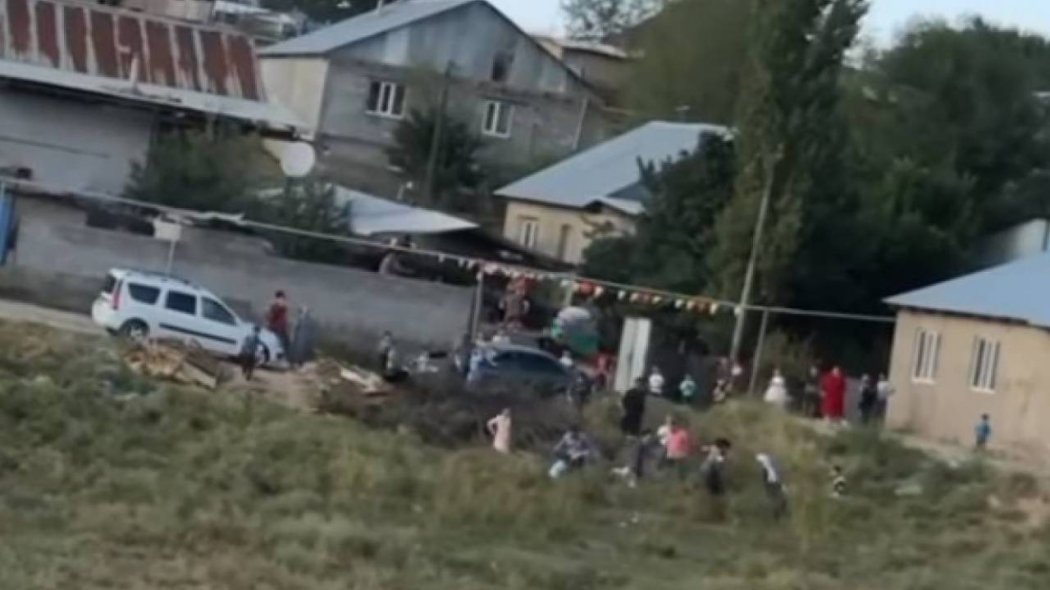 Алматы облысында тойдағы қырғын төбелес видеоға түсіп қалды