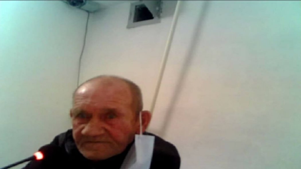 В Костанае зарубивший топором сына пенсионер просит расстрелять его
