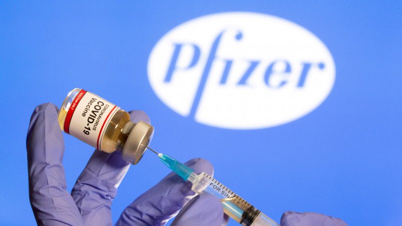 Қазақстанда Pfizer вакцинасы кімдерге салынады?