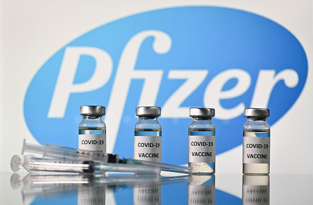В Казахстане могут разрешить вакцинацию более широкого круга населения препаратом Pfizer