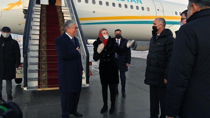 Президент К.Токаев прибыл в Санкт-Петербург