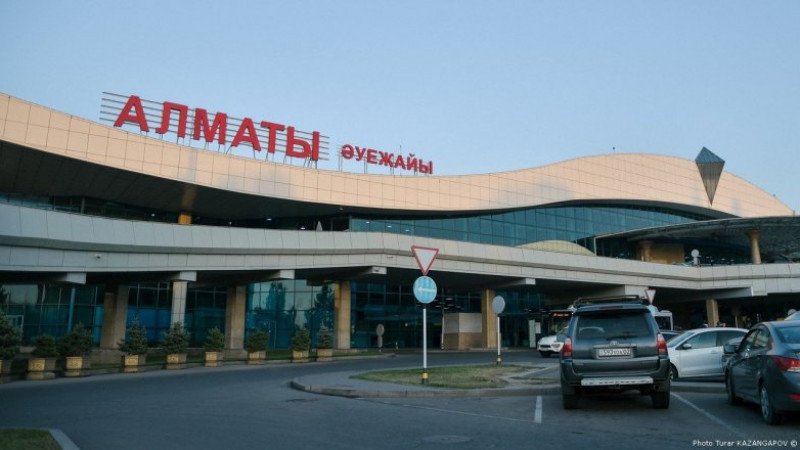 В Алматы аэропорт будет закрыт до окончания режима ЧП
