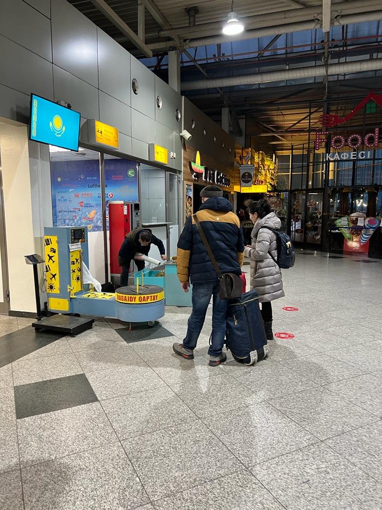 Первые пассажиры полетели из аэропорта Алматы