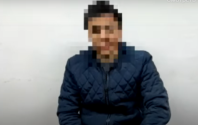 Қызылордада КамАЗ-бен полиция қақпасын бұзған жігіт ұсталды – видео