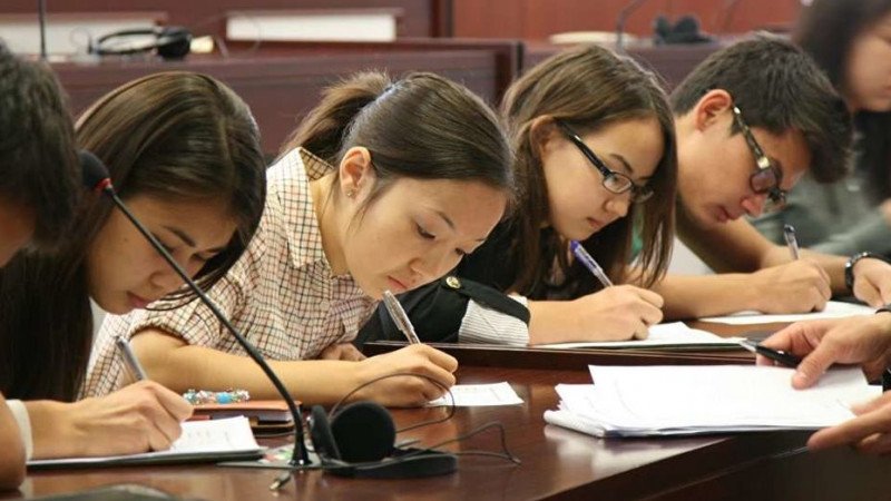 На 20% повысят стипендии студентов в Казахстане