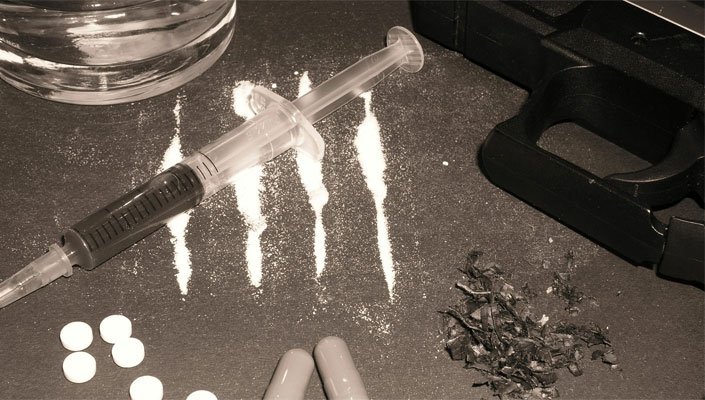 Наркотики на 30 млн тенге изъяли в ходе спецоперации в ВКО