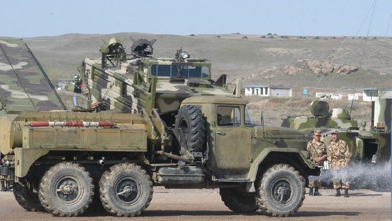Алматы-Қапшағай тас жолындағы әскери техника колоннасы қазақстандықтарды шошытты