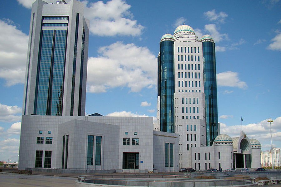 Правительство соберется на внеочередное заседание после Послания Президента Токаева