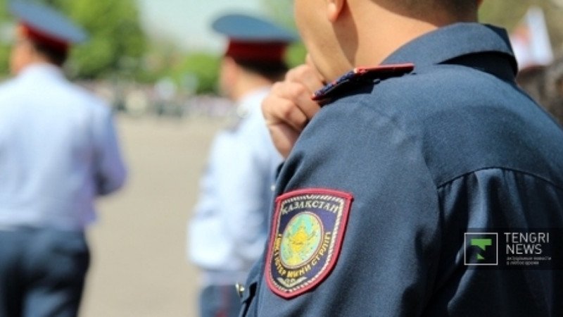Павлодар облысында прокуратура ғимаратында өзіне оқ атқан полицей жұмысынан босатылды 9