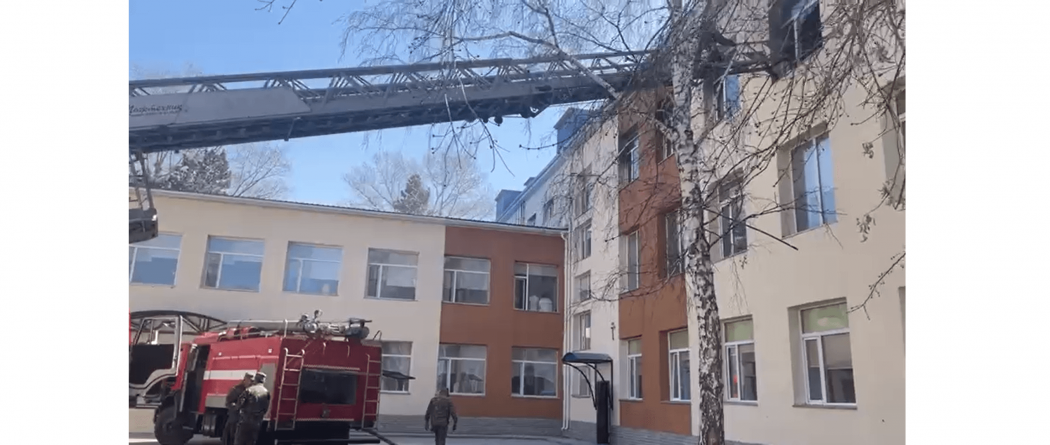 Пятеро учеников госпитализированы из загоревшейся школы в Павлодаре