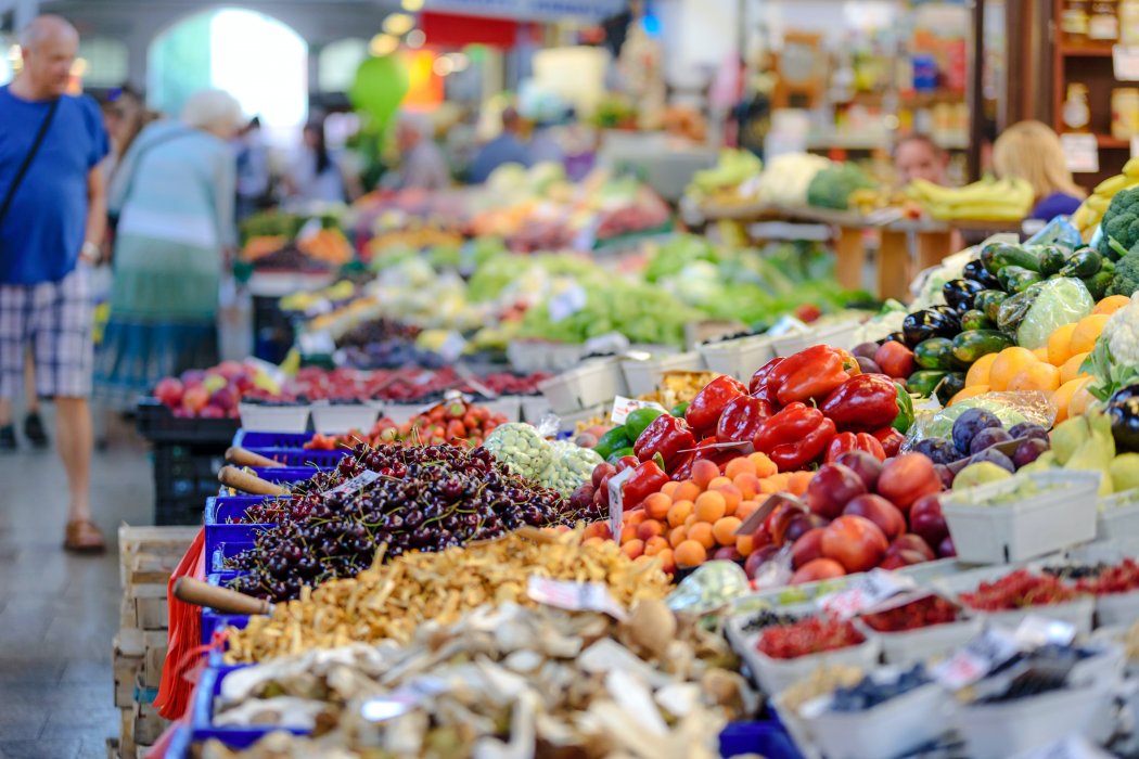 100 процентов импортных продуктов питания будут заменены отечественными товарами - Тугжанов
