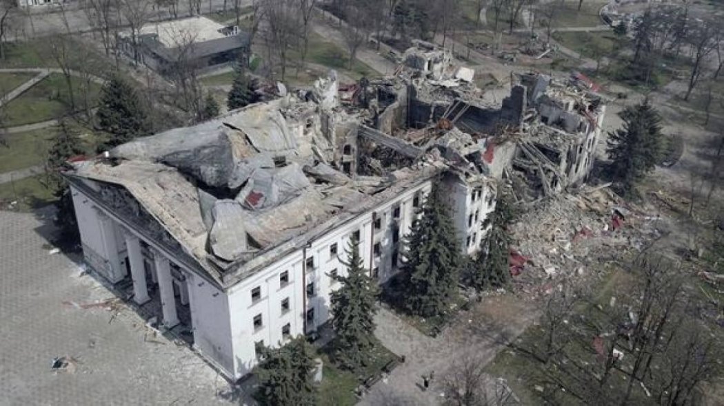 Украинада театрдағы жарылыс салдарынан 600 адам қаза тапты