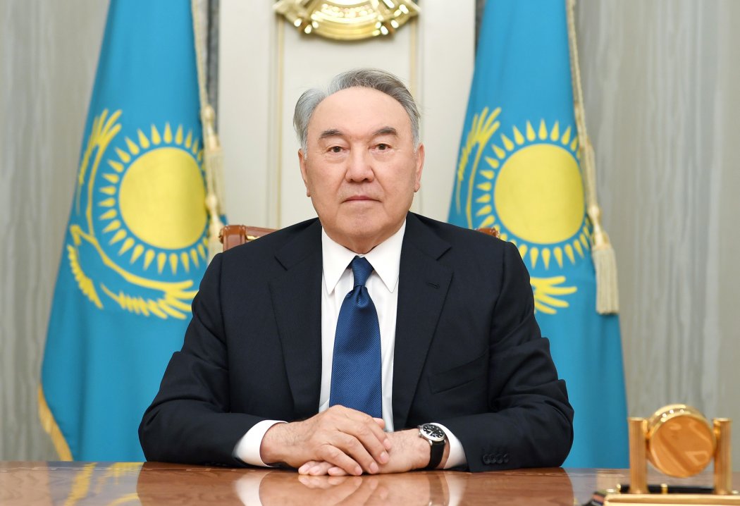 Спикер сената оценил в 95-99% долю противников закрепления статуса Назарбаева