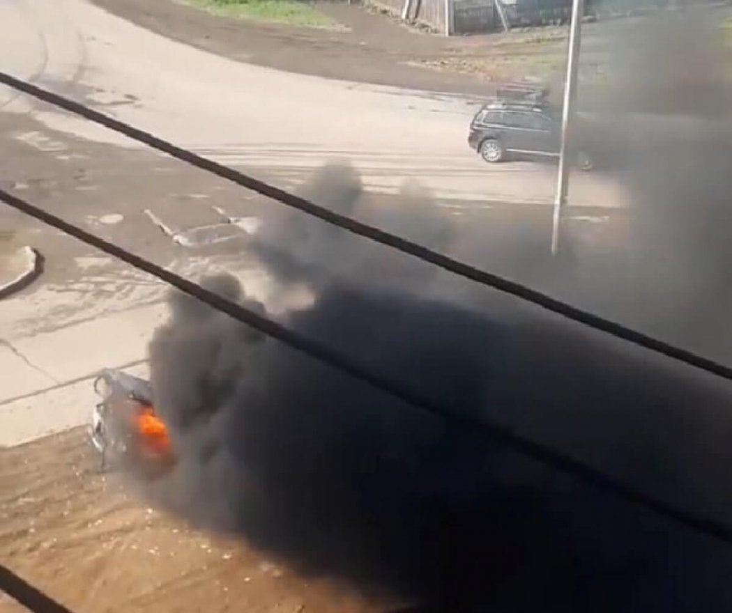 Автомобиль сгорел дотла в Караганде