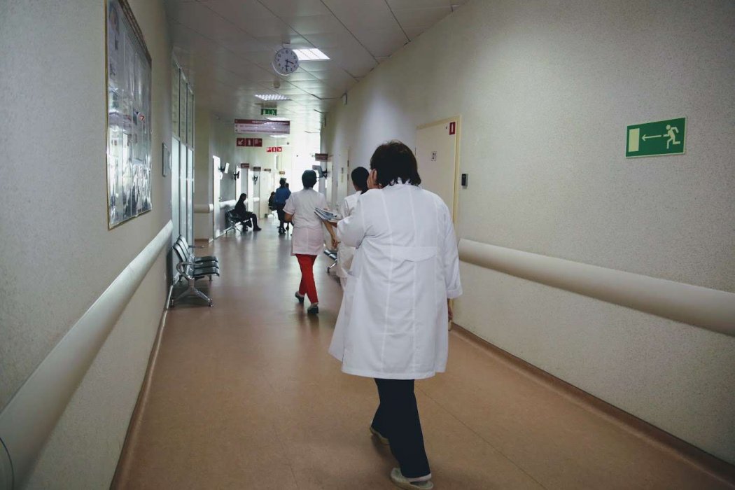 Казахстанцев с подозрением на онкологию будут принимать вне очереди