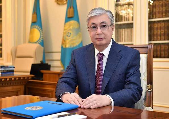 Касым-Жомарт Токаев поздравил медработников с профессиональным праздником