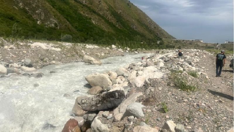 Алматы облысында альпинист әйел Талғар өзеніне ағып кетті